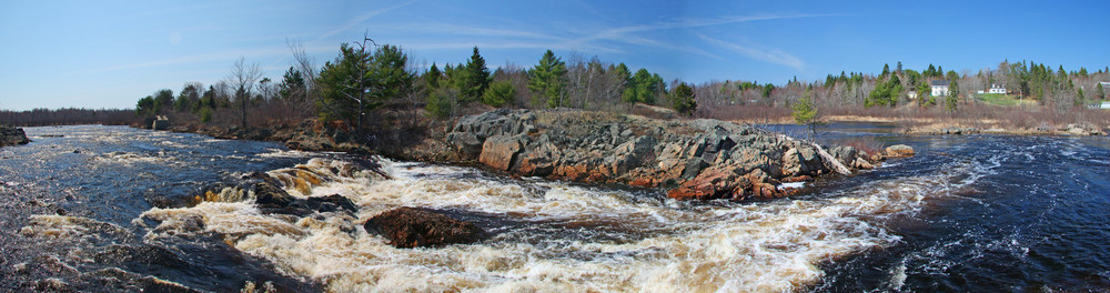 Escape to the Wild: Your Guide to the Maine Machias River Corridor